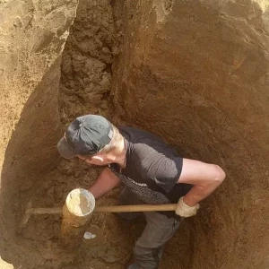 Обустройство скважины металлическим кессоном в селе Федосьино Коломенского района